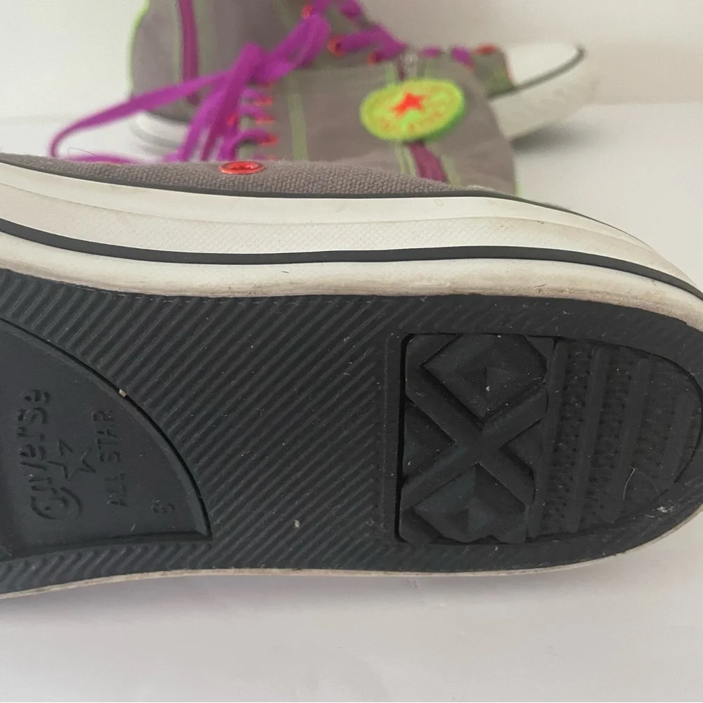 Gray and Green High-Top Sneakers with Purple Laces - Picture 9 of 14